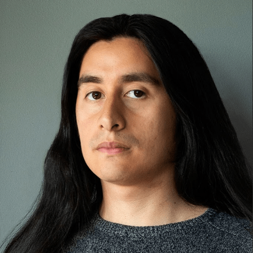 Fernando Saldivia Yañez '20 head and shoulders portrait cropped